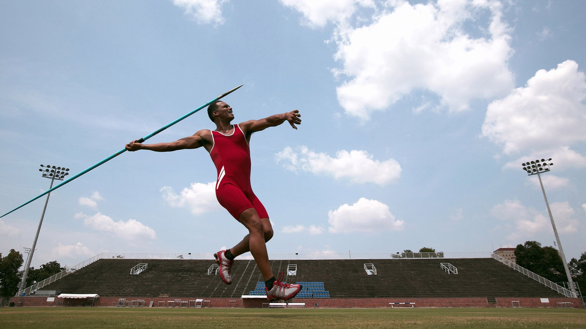 塞尔·拉恩:无论是在强攻还是反击中,他的速度总能成为比赛的转折点